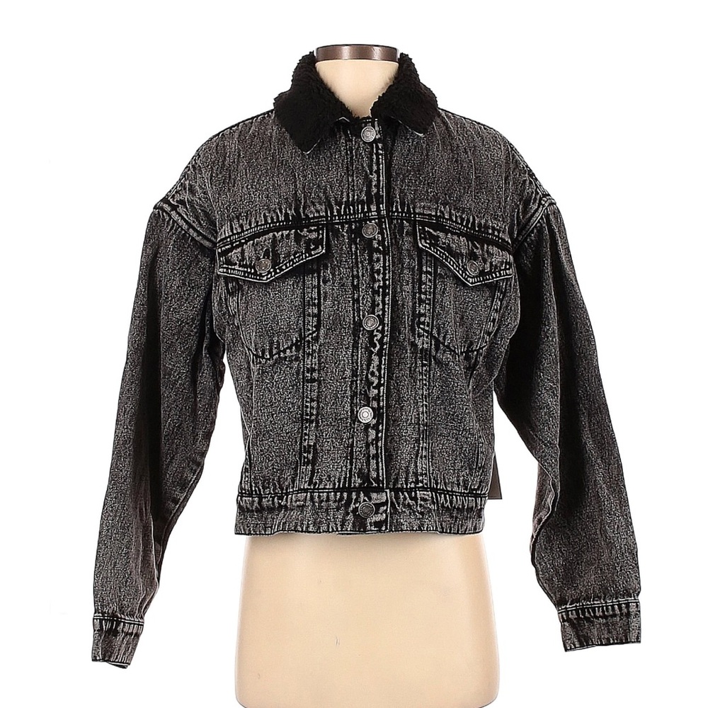 Forever 21 Size S Acid Wash Black Sherpa Denim Jean Jacket